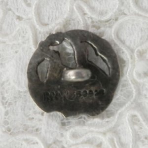 画像4: 1885年 イギリス、銀製ボタン