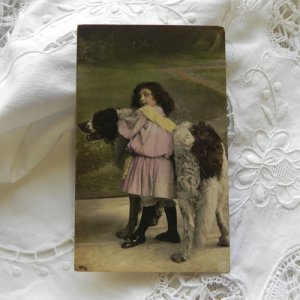 画像2: 大きなわんちゃんと少女のフォトカード
