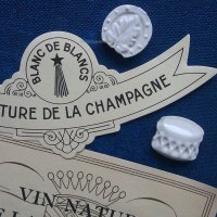 フランス、シャンパンラベルとフェーヴのセット