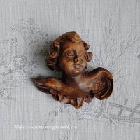 手彫りの木製天使・エンジェル、オーナメント