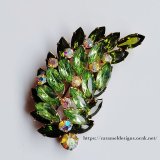 コスチュームジュエリー、グリーン・ブローチ