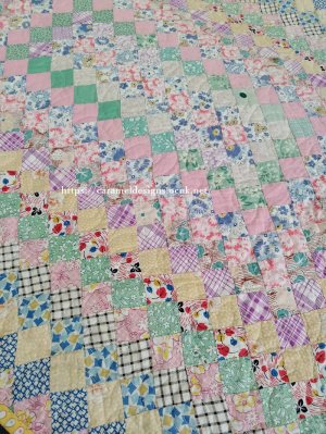 画像5: 1930年代頃のフィードサック布地のチャイルドキルト96ｃｍｘ73ｍ