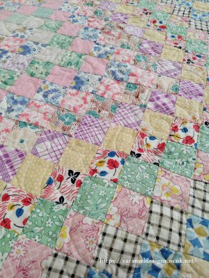 画像7: 1930年代頃のフィードサック布地のチャイルドキルト96ｃｍｘ73ｍ