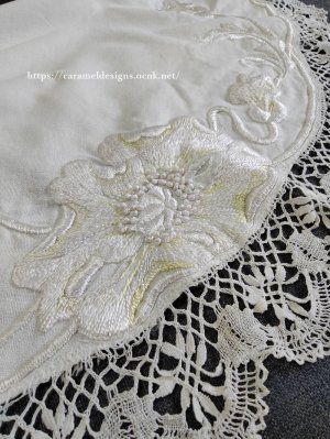 画像8: アールヌーヴォー・手刺繍とレースのテーブルクロス
