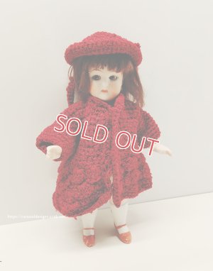 おかっぱ頭が可愛い子です。