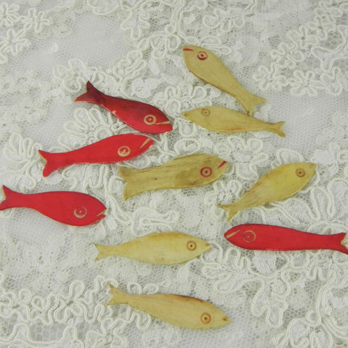 画像3: アンティーク・フォークアート、ボーンアイボリーのお魚型チップ (バラ売り）